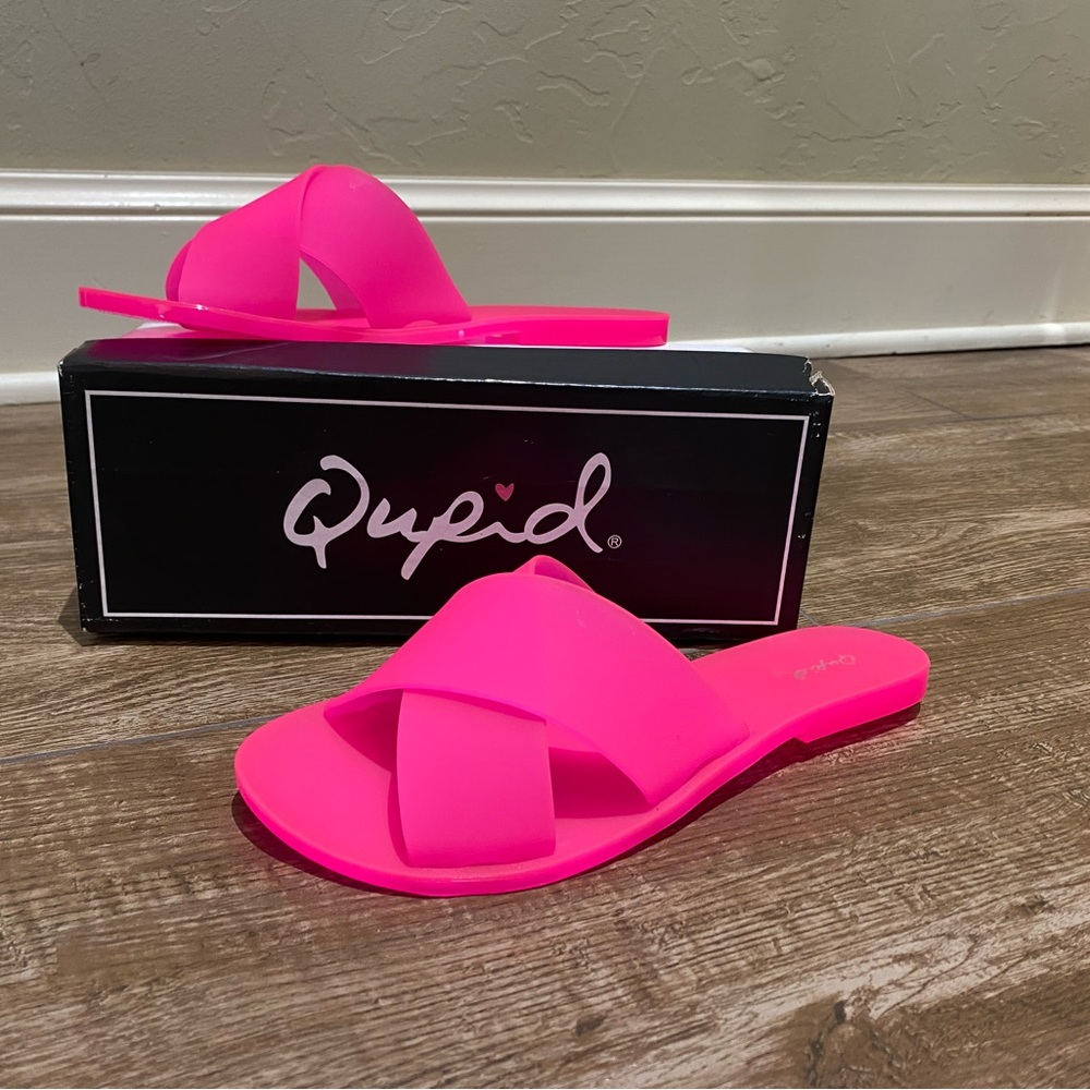 Qupid Barbie Pink Slides